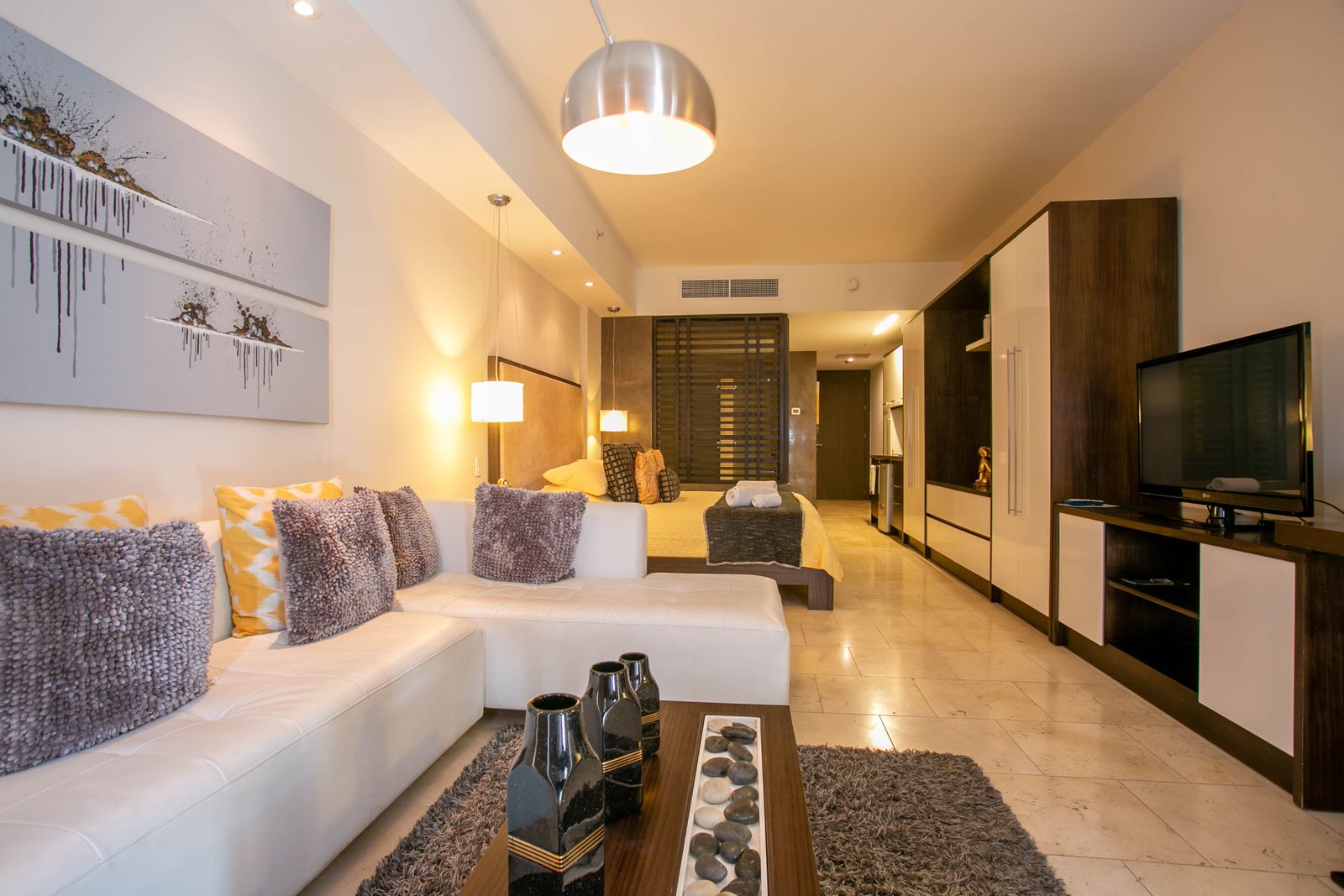 Lake Suite