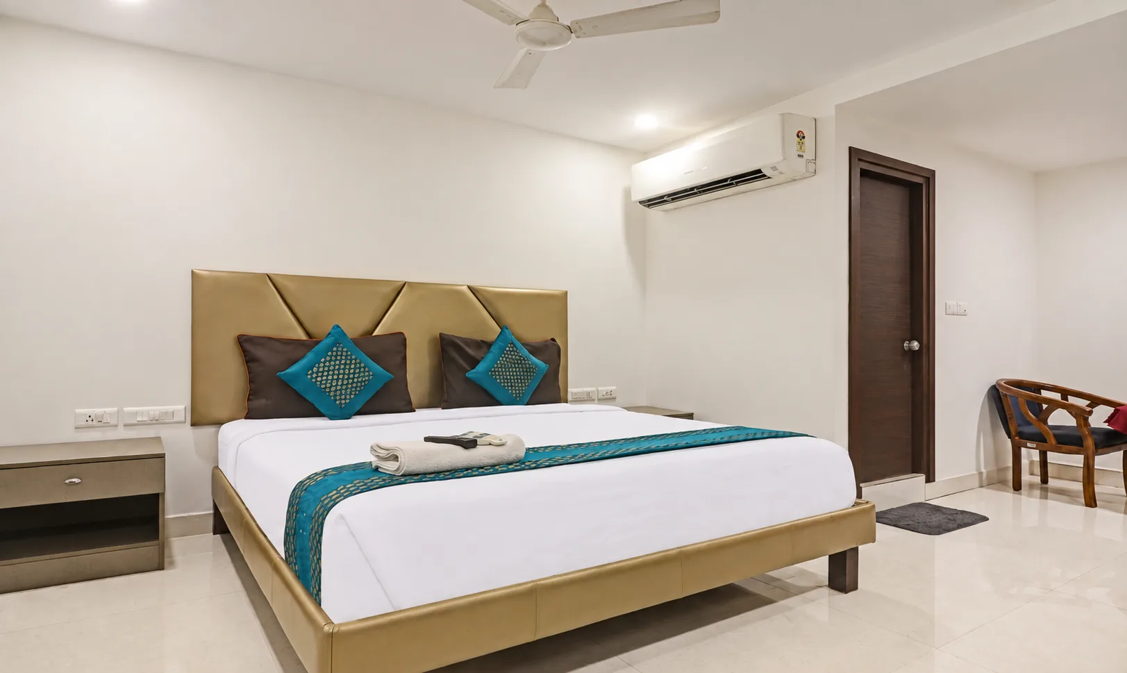 HOTEL SSR GRAND